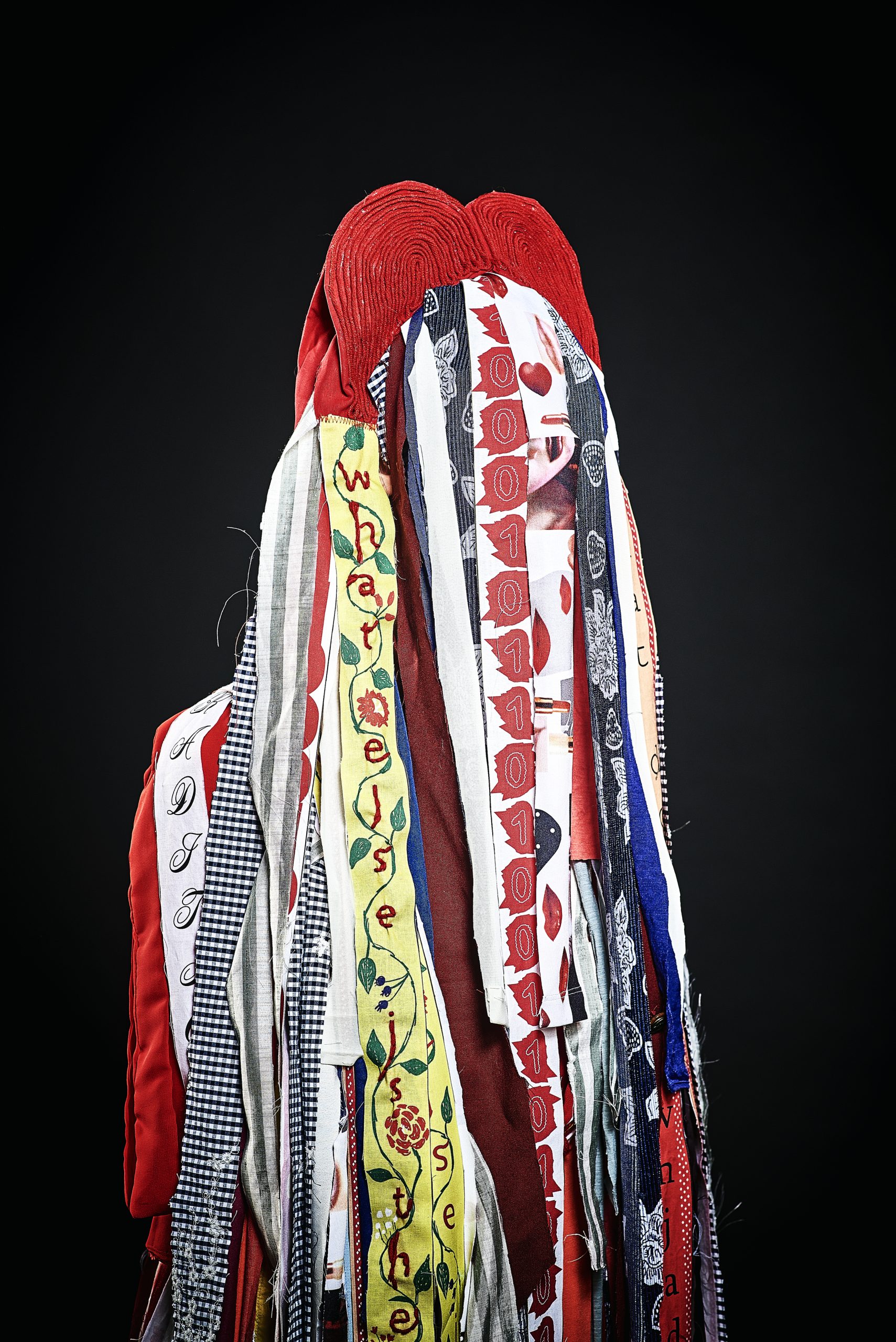 EDITH COOK Collection
Model: Miriam